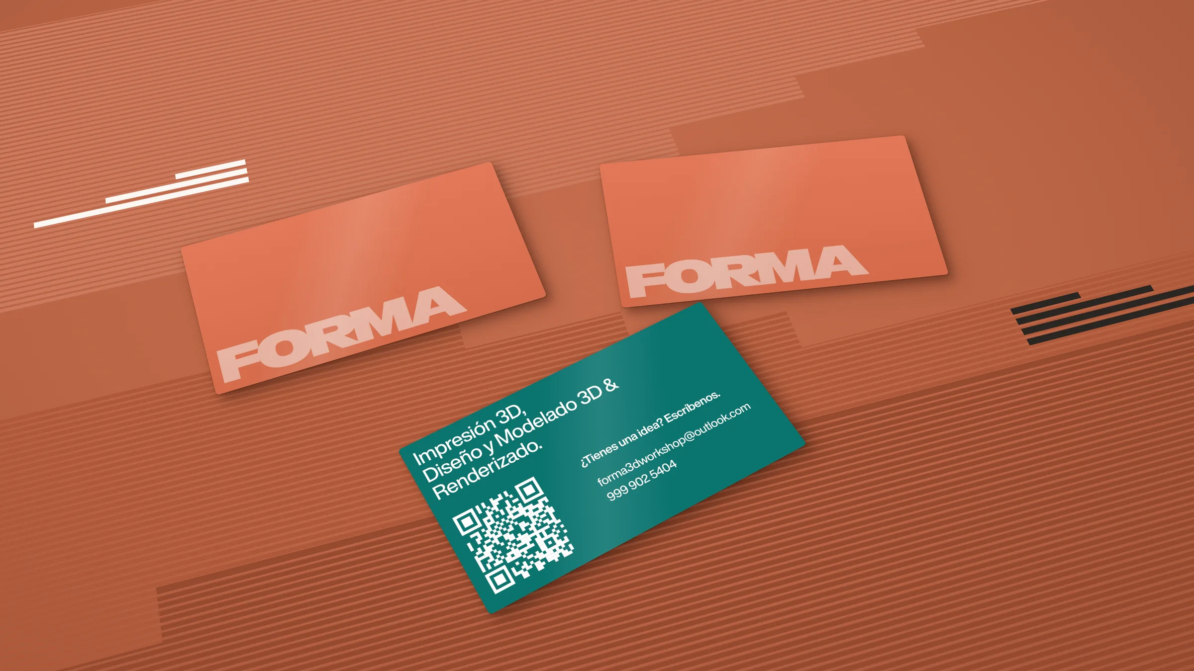 Tarjetas de presentación de Forma en terracota y verde azulado, con el logotipo rayado y código QR